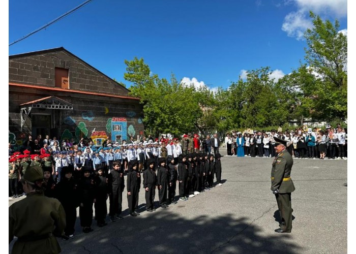 Парад юных гвардейцев ко Дню Победы.