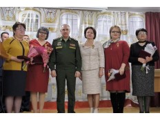 Визит генерал-полковника В. П. Горемыкина в школу
