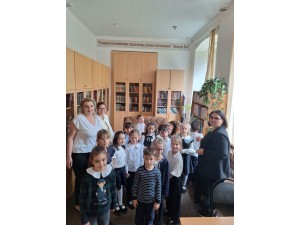 ПЕРВЫЕ В БИБЛИОТЕКЕ!