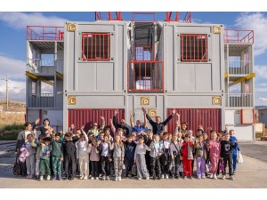 БЫСТРЕЕ, ВЫШЕ, СИЛЬНЕЕ – ВМЕСТЕ! ТРЕТЬЕКЛАССНИКИ В ГОСТЯХ У СПАСАТЕЛЕЙ