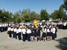 Торжественная линейка, посвящённая к празднику 1 сентября 2017