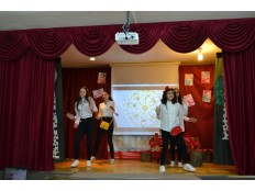 Театральная постановка на английском языке  «Snow-White and the seven dwarfs»