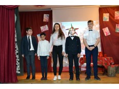 Театральная постановка на английском языке  «Snow-White and the seven dwarfs»