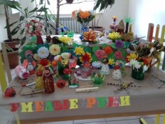 Весенняя выставка творческих работ учащихся ГПД