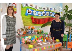 Весенняя выставка творческих работ учащихся ГПД