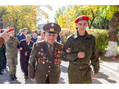 Встреча ветеранов ВОВ и афганцев с юнармейцами ФГКОУ "СОШ № 21".