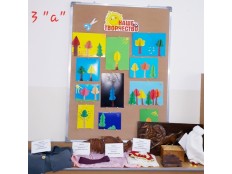 Школьная выставка ко Дню пожилого человека "Золотые руки наших бабушек и дедушек"