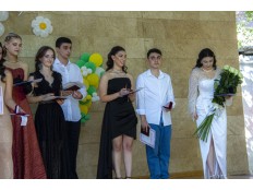 Вручение аттестатов выпускникам 2024 года