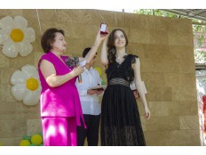 Вручение аттестатов выпускникам 2024 года