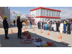 БЫСТРЕЕ, ВЫШЕ, СИЛЬНЕЕ – ВМЕСТЕ! ТРЕТЬЕКЛАССНИКИ В ГОСТЯХ У СПАСАТЕЛЕЙ