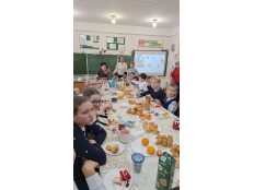 ЧАЯ МНОГО НЕ БЫВАЕТ