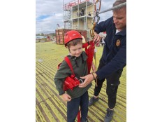 БЫСТРЕЕ, ВЫШЕ, СИЛЬНЕЕ – ВМЕСТЕ! ТРЕТЬЕКЛАССНИКИ В ГОСТЯХ У СПАСАТЕЛЕЙ